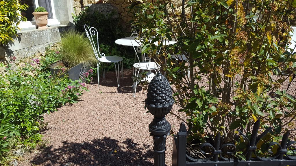 Le Clos Du Presbytere Puisseguin Eksteriør bilde